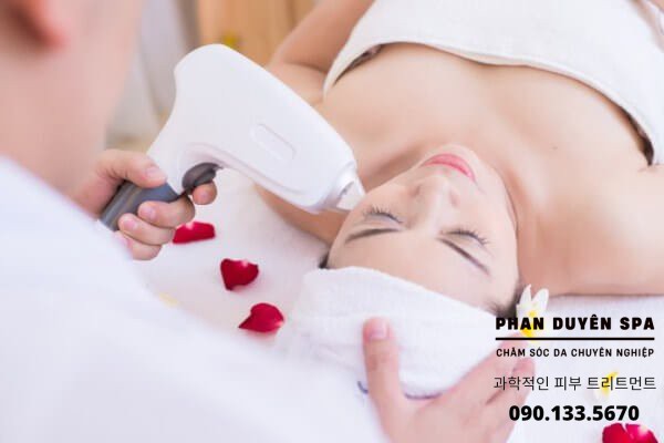 CHĂM SÓC DA KHOA HỌC LÀ GÌ? LÝ DO PHỤ NỮ VÙNG VEN ĐÔ THỊ NÊN ÁP DỤNG LIỆU TRÌNH ĐÚNG CÁCH